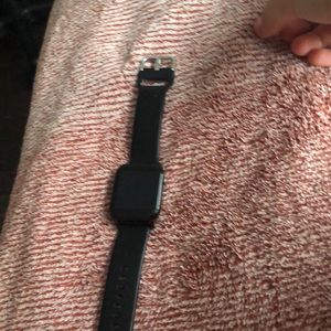 IPS water resistant smart watch works great u can see hr texts on it and more